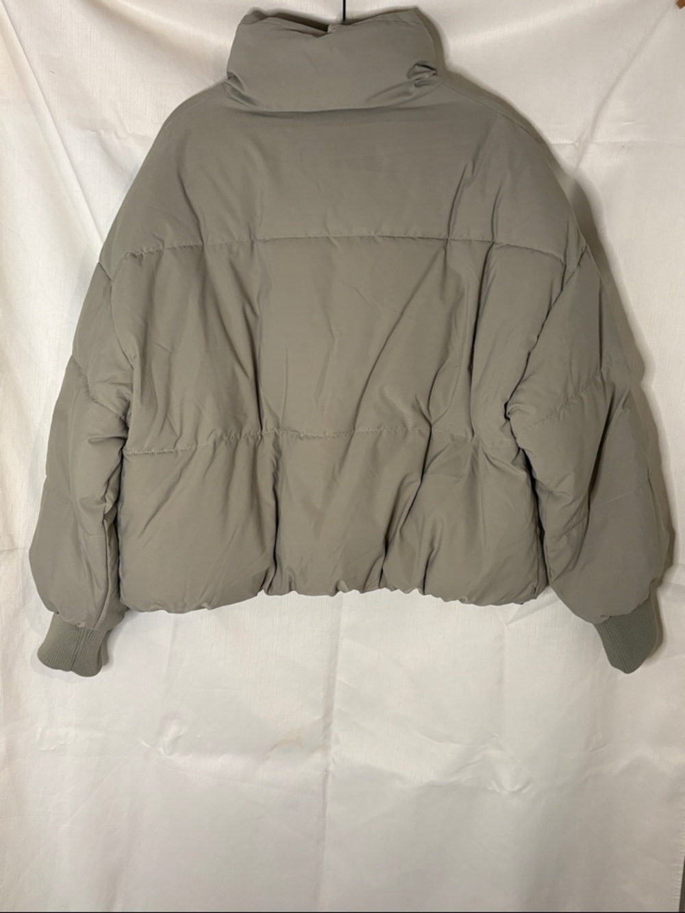Amazon Sage Green Puffer Jacket - Picture 2 of 9